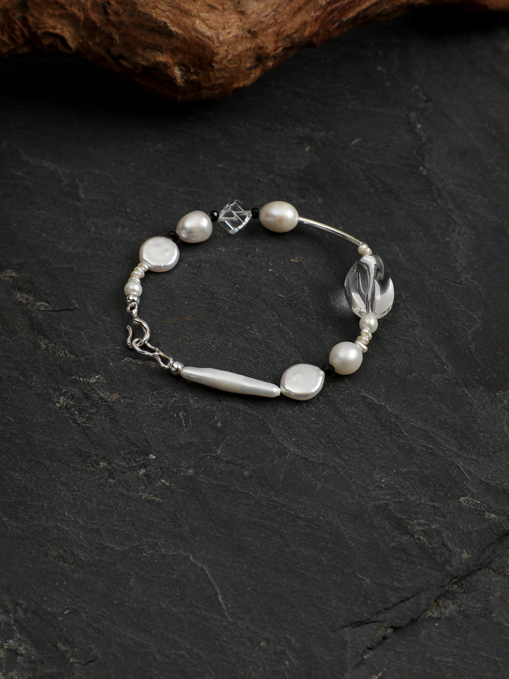 Pure Radiance — Energy Bracelet for Clarity & Balance