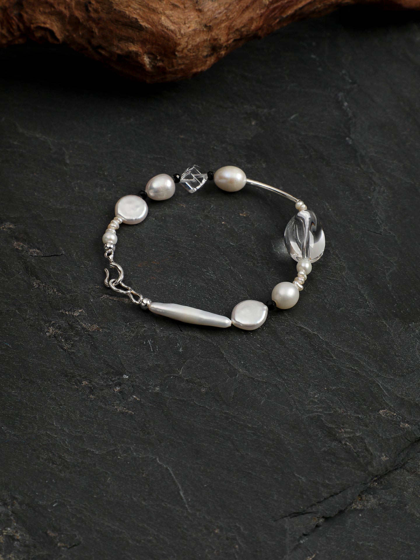 Pure Radiance — Energy Bracelet for Clarity & Balance