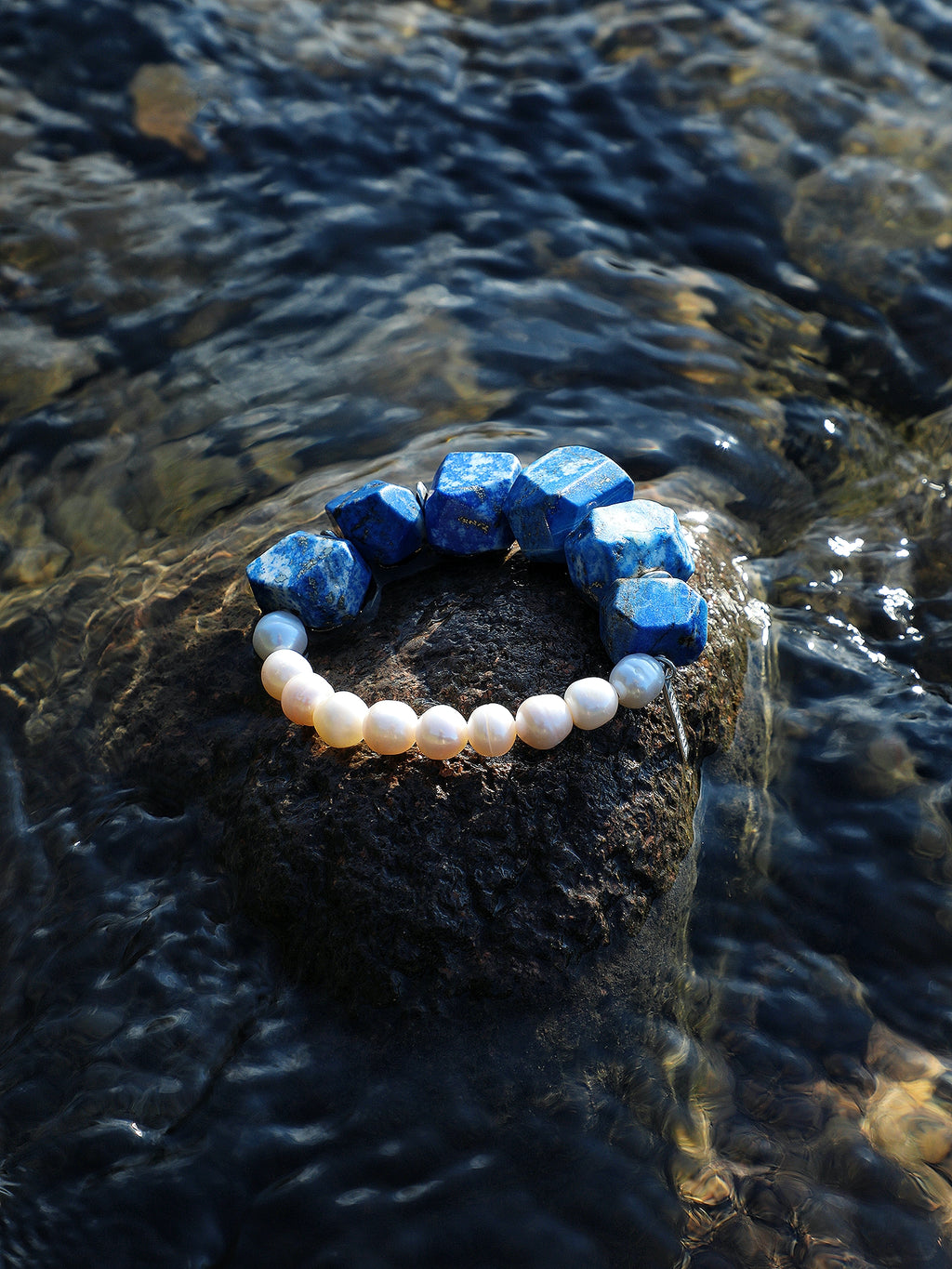 The Midnight Sea — Depth, Flow & Quiet Power