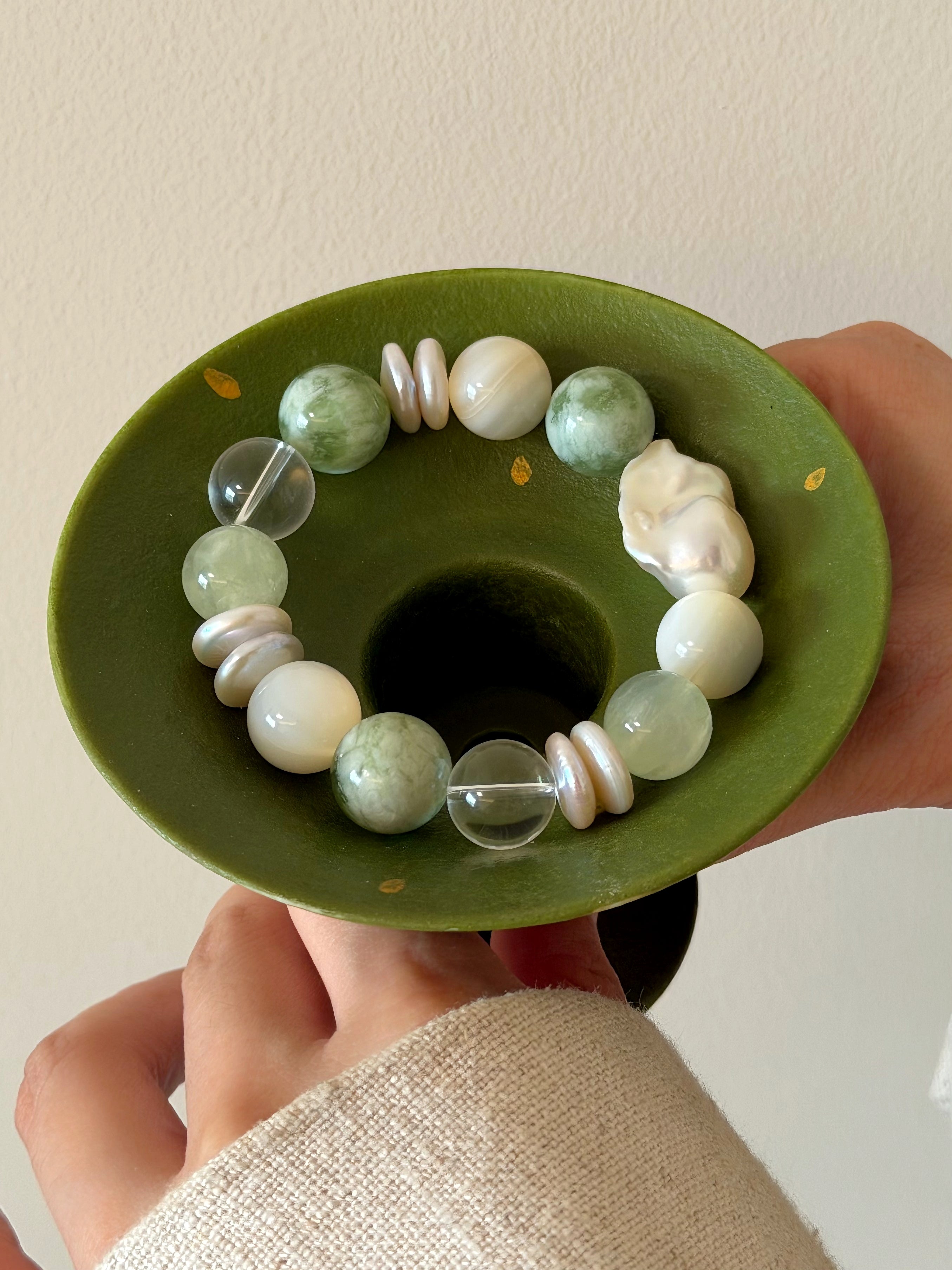 Verdelle — Like spring flowing around your wrist